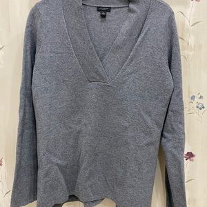 Gray Ann Taylor long sleeve sweater.